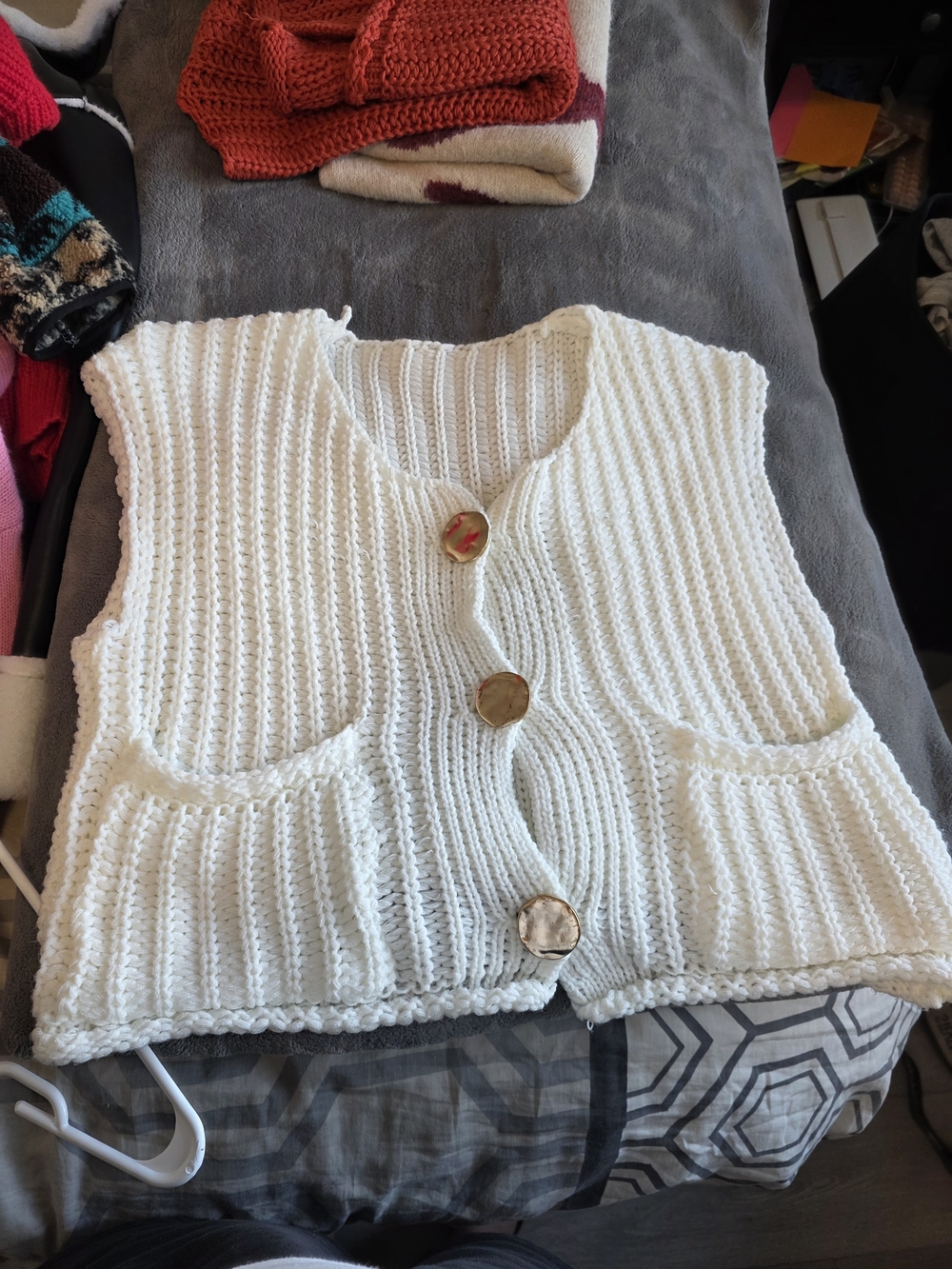 SHEIN Cream Ribbed Knit Button-Front Vest